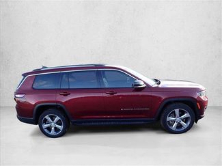 Used 2021 Jeep Grand Cherokee L Limited w/ Luxury Tech Group II AWD/4WD video 3