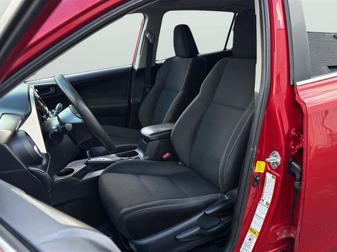 Used 2013 Toyota RAV4 XLE AWD/4WD image 12