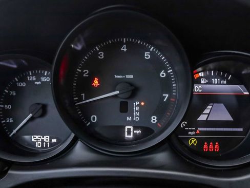 Used 2024 Porsche Macan image 27