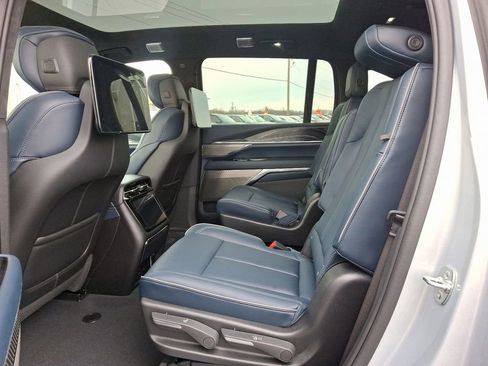 New 2025 Cadillac Escalade IQ Luxury 2 image 5