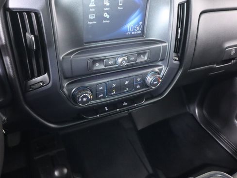 Used 2018 Chevrolet Silverado 1500 W/T w/ Trailering Package image 16