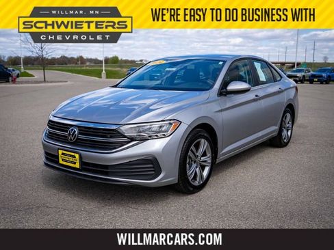 Used 2024 Volkswagen Jetta SE FWD image 1