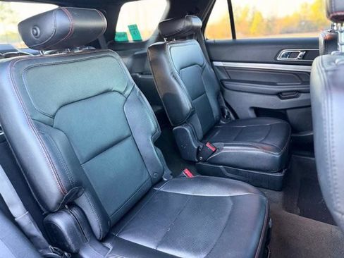 Used 2016 Ford Explorer Sport w/ Equipment Group 401A AWD/4WD image 15