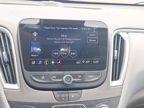 Used 2023 Chevrolet Malibu LT w/ Driver Confidence Package image 29