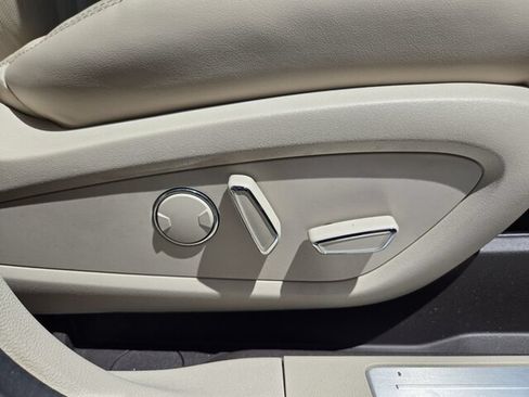 Used 2017 Lincoln MKC Reserve FWD image 20
