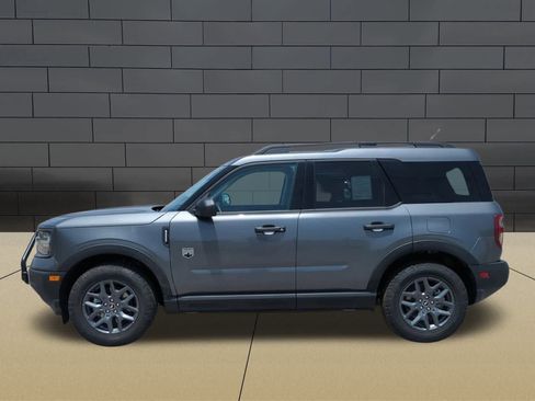 New 2025 Ford Explorer Active RWD image 12