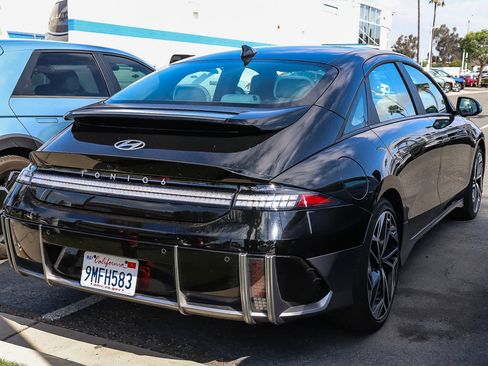 Used 2024 Hyundai Ioniq 6 SEL image 5