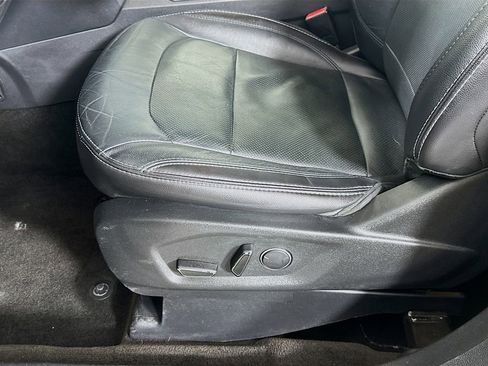 Used 2017 Ford Explorer Limited image 23