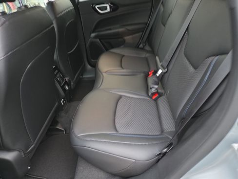 New 2026 Jeep Compass Latitude image 6