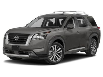 Used 2022 Nissan Pathfinder Platinum w/ Cargo Package