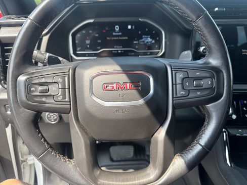 Used 2023 GMC Sierra 1500 AT4 image 16