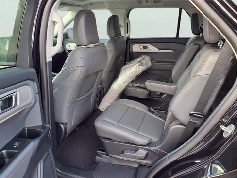 New 2026 Ford Explorer Active w/ Active Comfort Package image 20