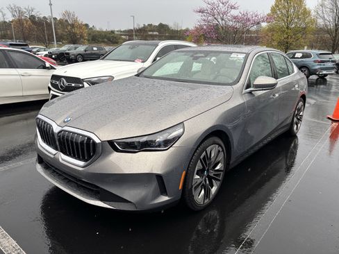 Used 2026 BMW 530i 530i image 9