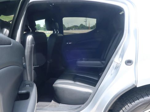 Used 2014 Dodge Avenger SXT FWD image 19