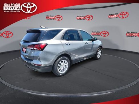 Used 2023 Chevrolet Equinox LS w/ LS Convenience Package FWD image 8