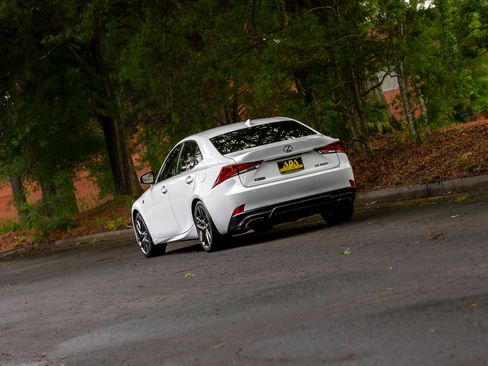 Used 2018 Lexus IS 300 F Sport w/ F Sport Package RWD image 47