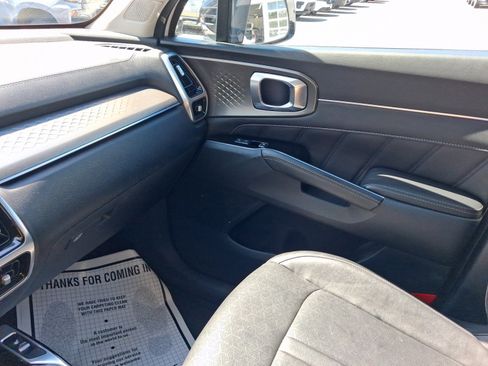 Used 2022 Kia Sorento SX AWD/4WD image 21