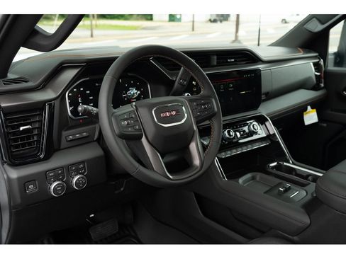 New 2026 GMC Sierra 2500 AT4 w/ AT4 Premium Plus Package AWD/4WD image 11