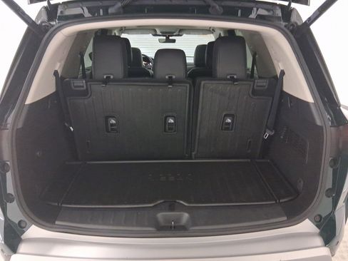 Used 2023 Nissan Pathfinder Platinum image 29