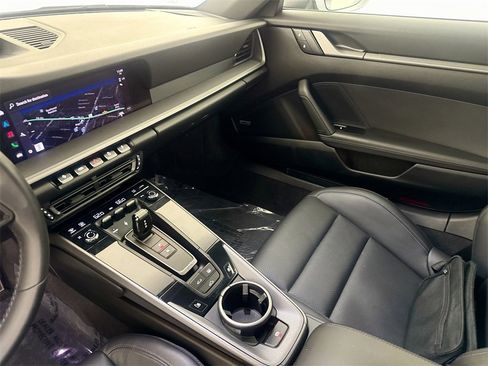 Used 2024 Porsche 911 Carrera image 23