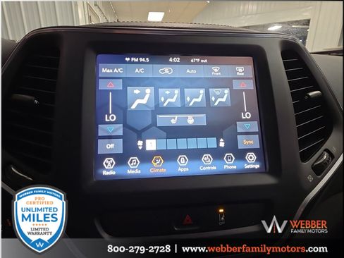 Used 2022 Jeep Cherokee Latitude Lux AWD/4WD image 20