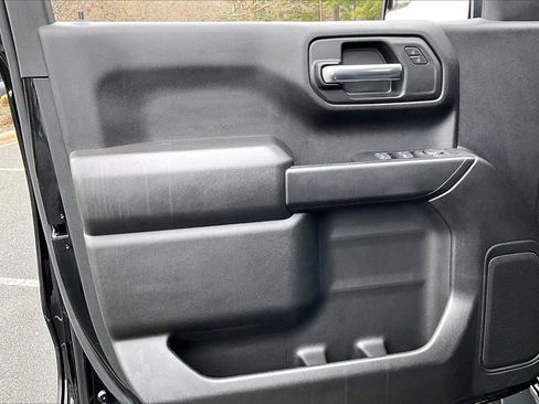 Used 2024 Chevrolet Silverado 1500 Custom image 25