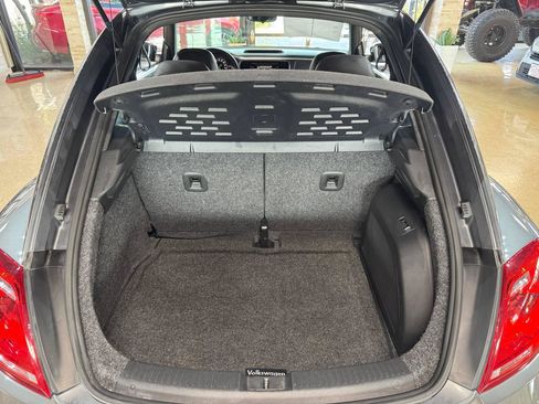 Used 2012 Volkswagen Beetle 2.5 FWD image 30