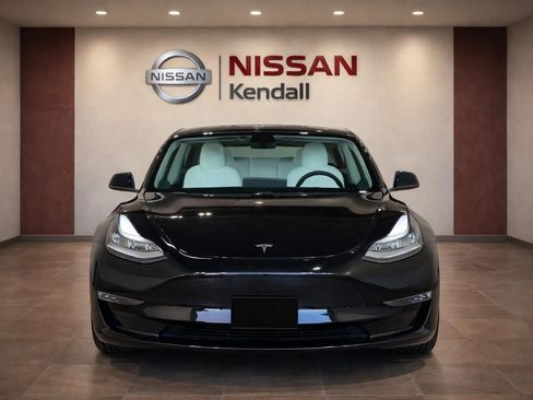 Used 2022 Tesla Model 3 RWD image 5