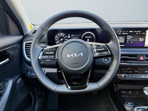 New 2026 Kia Seltos SX image 12