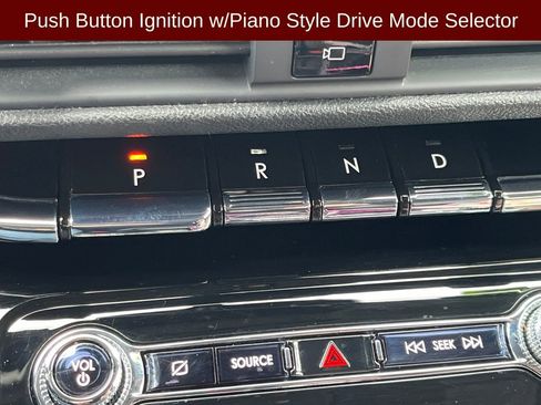 Used 2020 Lincoln Corsair FWD w/ Equipment Group 101A image 11