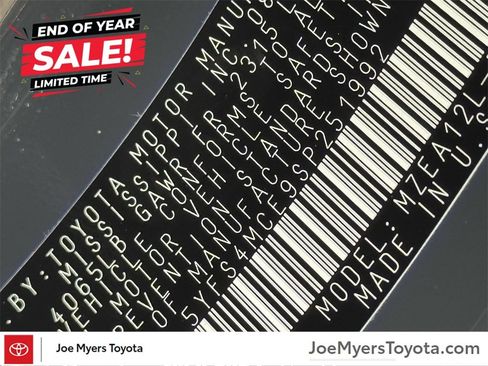 Used 2025 Toyota Corolla SE image 27