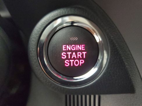 New 2025 Subaru Crosstrek 2.0i Premium image 19