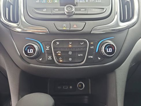 Certified 2024 Chevrolet Equinox LT FWD image 28