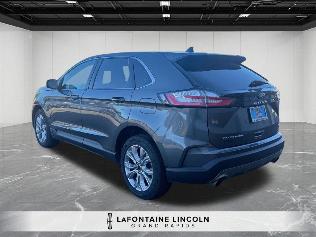 Used 2023 Ford Edge Titanium w/ Cold Weather Package AWD/4WD image 3