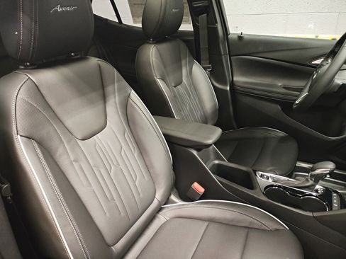 New 2026 Buick Encore GX Avenir w/ Avenir Technology Package image 10