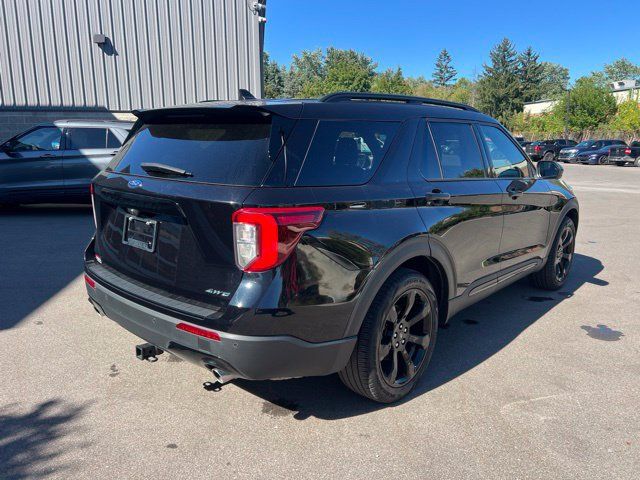 Used 2023 Ford Explorer ST-Line AWD/4WD image 5
