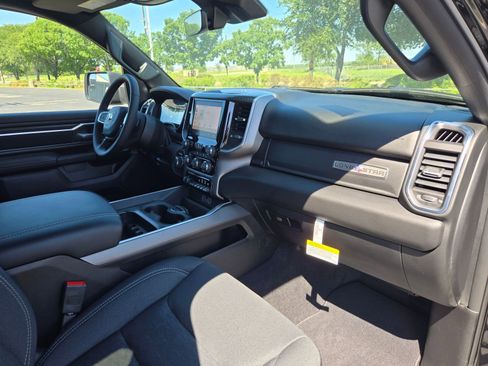 Used 2025 RAM 1500 Lone Star RWD image 25