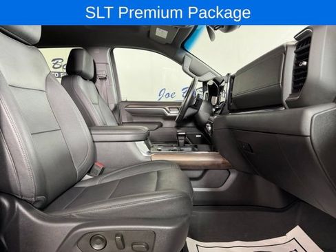 Used 2023 GMC Sierra 1500 SLT w/ SLT Premium Package AWD/4WD image 16