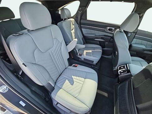 Used 2024 Kia Sorento SX Prestige w/ Sage Leather Package image 26