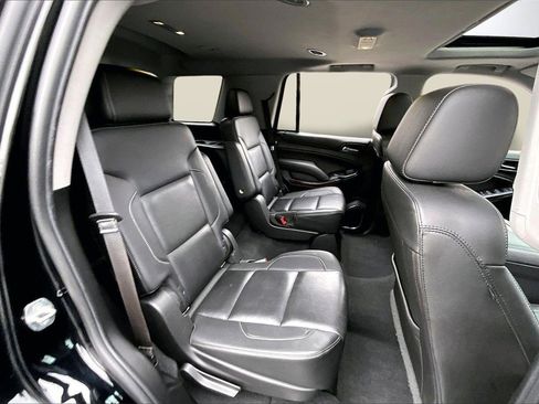 Used 2019 GMC Yukon SLT image 24