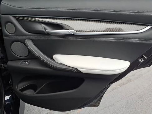 Used 2019 BMW X6 M image 14