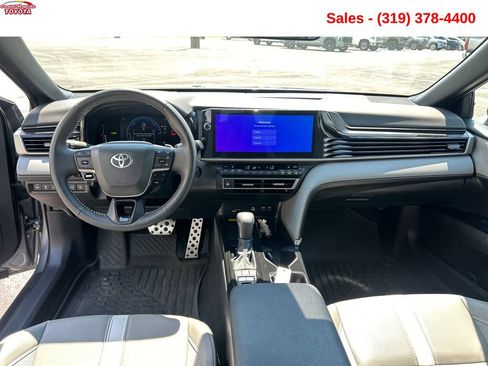 Used 2026 Toyota Camry SE w/ Multimedia Upgrade Package FWD image 13