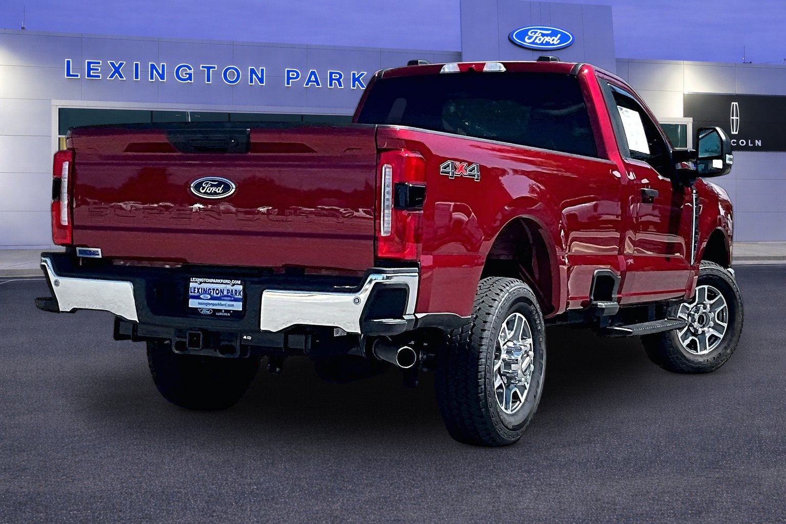 Used 2025 Ford F350 XLT w/ 360-Degree Camera Package AWD/4WD image 5