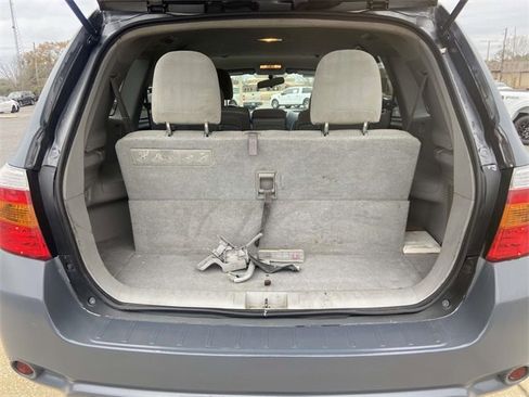 Used 2010 Toyota Highlander 2WD image 8