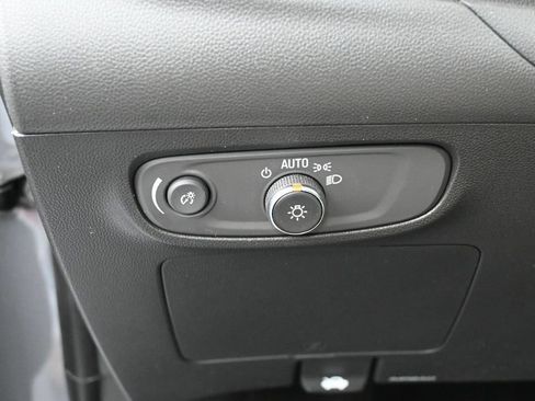 Used 2024 Buick Encore GX Sport Touring FWD image 15