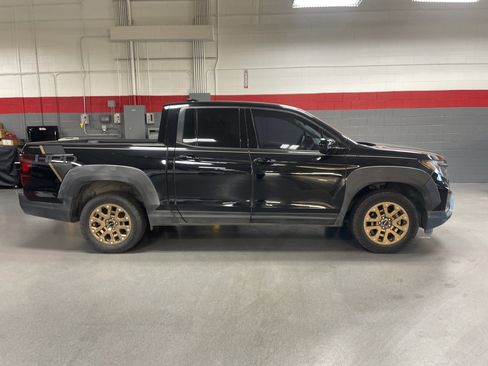 Used 2021 Honda Ridgeline Sport image 7