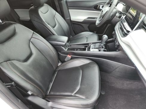 Used 2024 Jeep Compass Limited AWD/4WD image 12