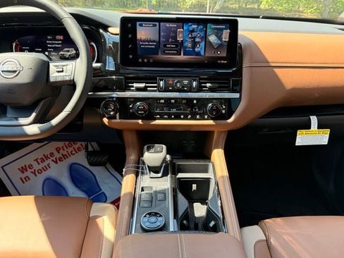 New 2026 Nissan Pathfinder Platinum AWD/4WD image 27