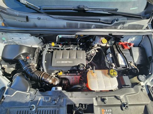 Used 2017 Chevrolet Trax LS image 16