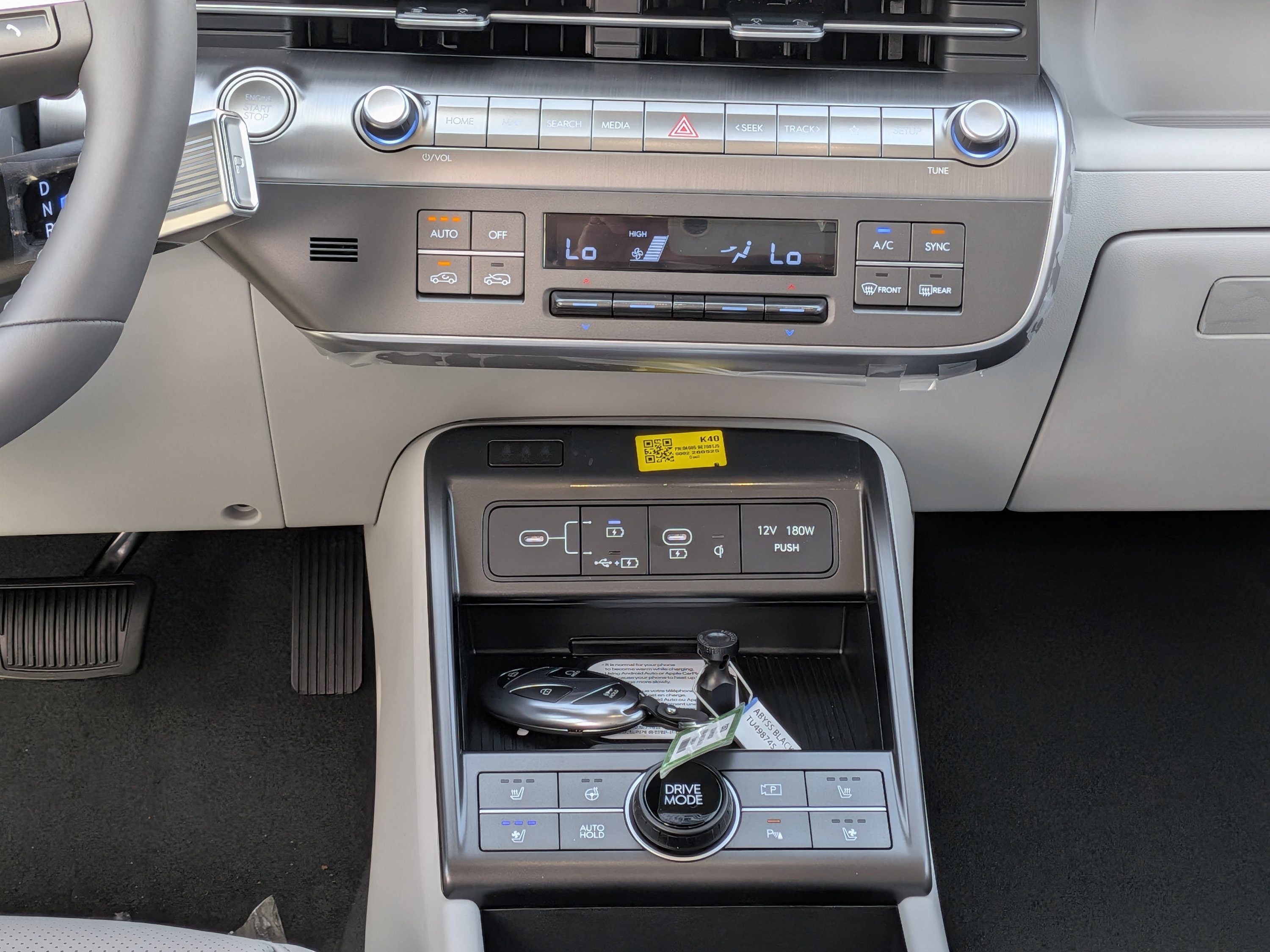 New 2026 Hyundai Kona Limited FWD image 18